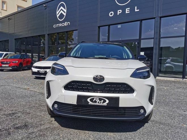 Toyota Yaris Cross 116h Design MY22 Blanc Lunaire Nacr de 2024