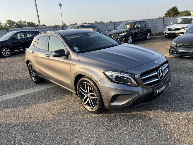 Mercedes Classe GLA Classe I (X156) 200 2.1 CDI 136ch 7G-DCT GRIS F de 2015