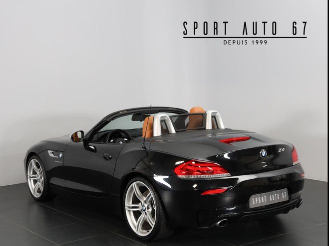 BMW Z4 35 IS 340 CH 6 cylindres 3.0L bi turbo Noir Saphir de 2011