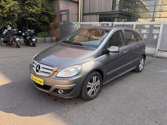  Voir détails -Mercedes Classe B 200 CDI SPORT CVT à Pantin (93)