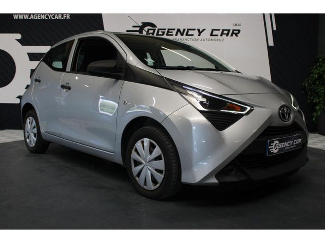 Toyota Aygo 1.0 VVT-i 2020 x-clusiv PHASE 2 Faible k GRIS CLAIR de 2020
