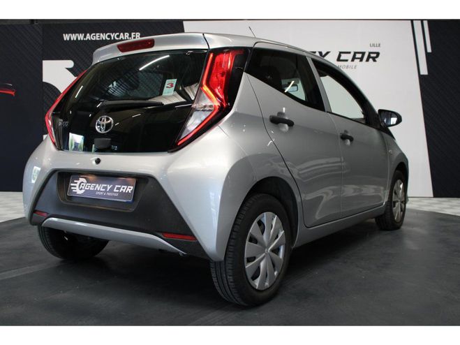 Toyota Aygo 1.0 VVT-i 2020 x-clusiv PHASE 2 Faible k GRIS CLAIR de 2020