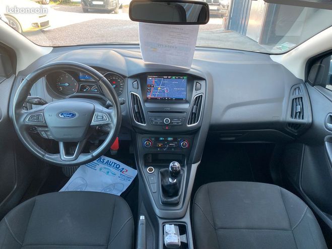 Ford Focus sw 1.5 tdci 120ch stop&start trend Gris de 2016