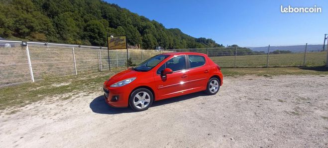 Peugeot 207 92 CV 1ere MAIN (belbex auto A YOLET) Rouge de 2012