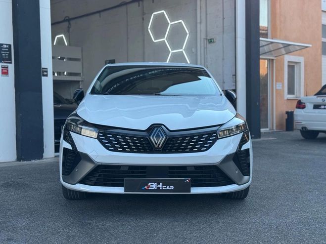 Renault Clio 1.6 E-TECH 145H 95 HYBRID FULL-HYBRID 1. Blanc de 2024