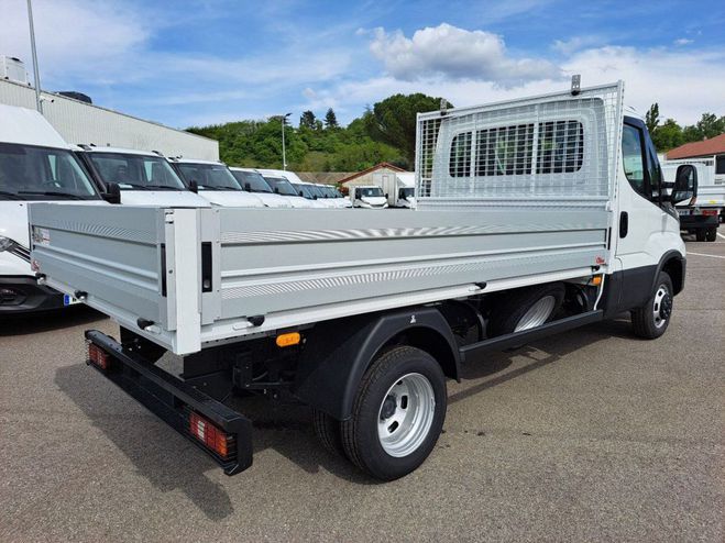 Iveco Daily PLATEAU 35C14 A8 140CV 2L3 PLANCHER BOIS Blanc de 2024