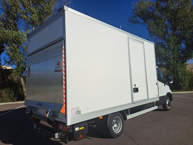 Iveco Daily FRIGORIFIQUE 35C18 180CV 3L CAISSE PRIME Blanc de 2024