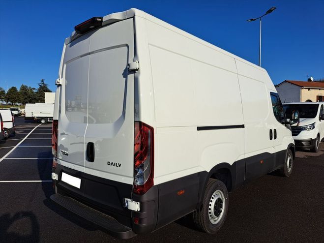 Iveco Daily FOURGON 35S16 160CV 2L3 L3H2 12M3 Blanc de 2024