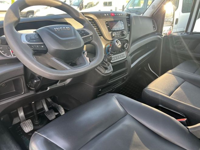 Iveco Daily POLYBENNE 35C16 160CV 3L BRAS DALBY Blanc de 2022