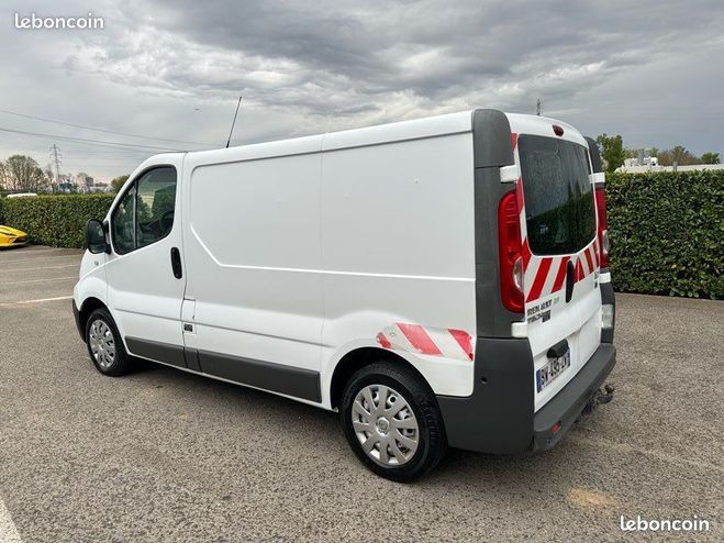 Renault Trafic 4150 ht 2.0 dci l1h1 Blanc de 2011