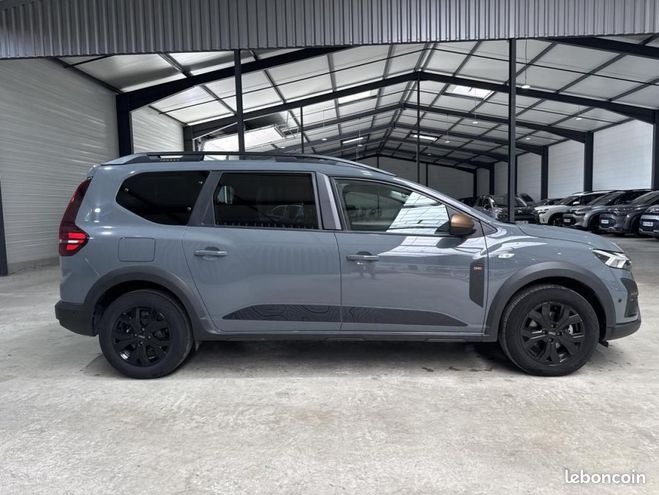 Dacia Jogger HYBRID 140 7 PLACES EXTREME   RADARS AV- Vert de 2024
