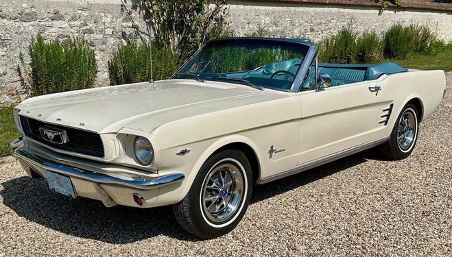 Ford Mustang v8 cabriolet 1966 Wimbledon White de 1966
