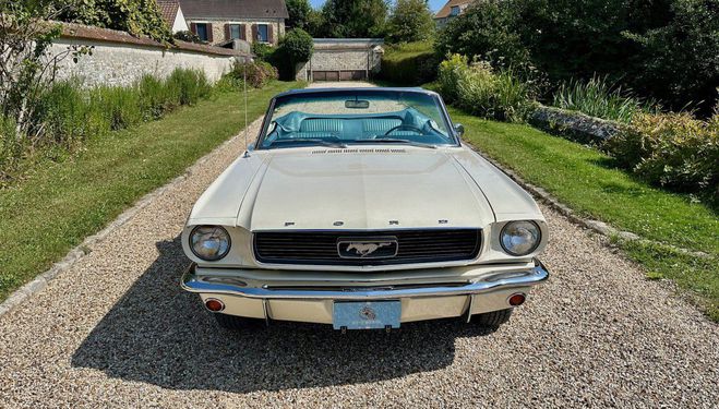 Ford Mustang v8 cabriolet 1966 Wimbledon White de 1966