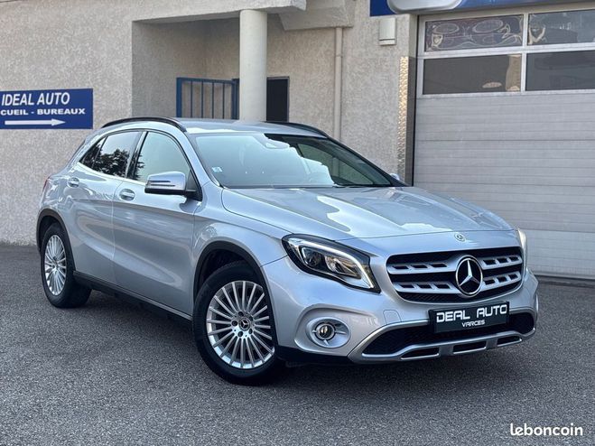 Mercedes Classe GLA Classe 200 d 136ch Intuition 7G-DCT Keyl Gris de 2018