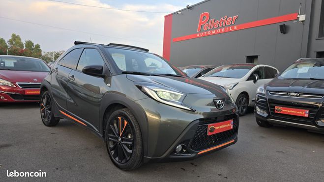 Toyota Aygo x 1.0 VVT-i 72 S-CVT Air Design Gris de 2022
