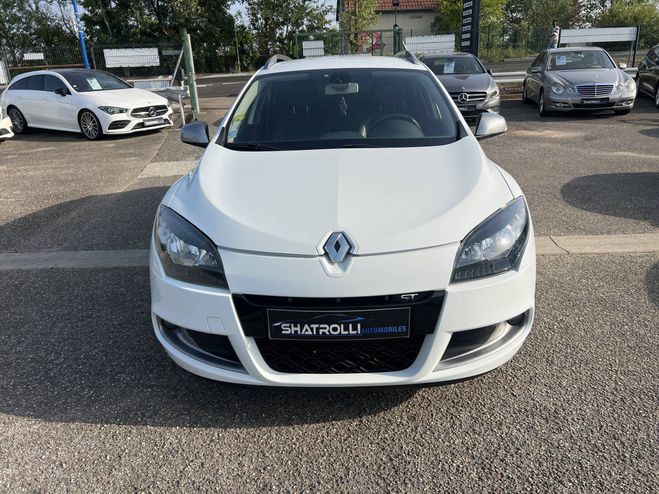 Renault Megane III (B95) 2.0 dCi 160ch GT BVM6 1erMain  BLANC de 2012
