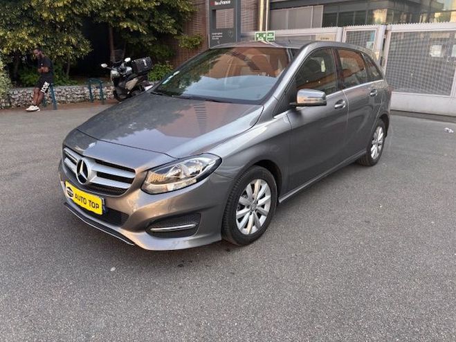 Mercedes Classe B 180 CDI INSPIRATION 7G-DCT GRIS F de 2015