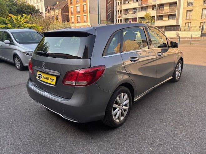 Mercedes Classe B 180 CDI INSPIRATION 7G-DCT GRIS F de 2015