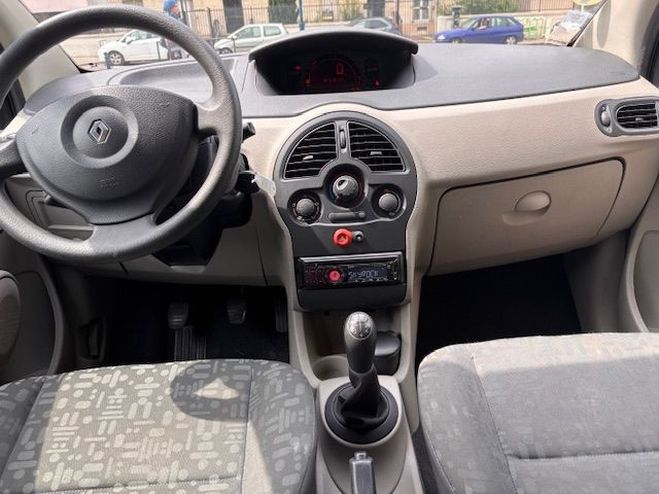 Renault Modus 1.2 16V 75CH PACK AUTHENTIQUE VERT de 2006