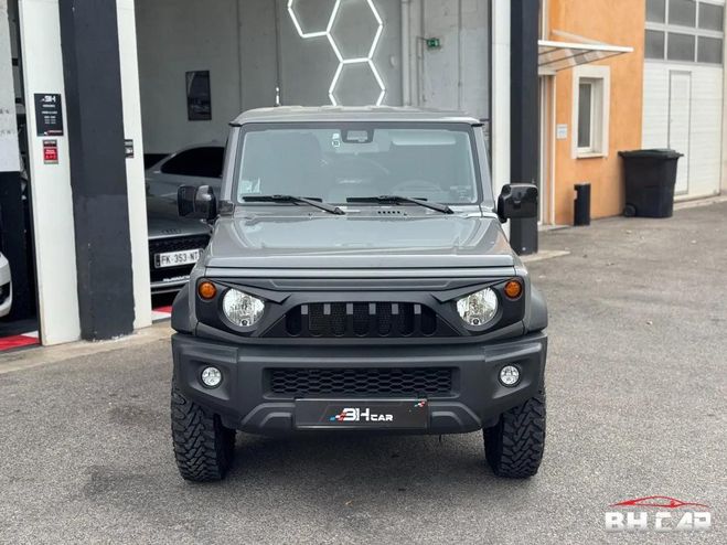 Suzuki Jimny 1.5 VVT 100 PRIVILEGE 4WD Gris de 2023