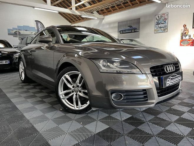 Audi TT 1.8 TFSI 160CH Marron de 2011