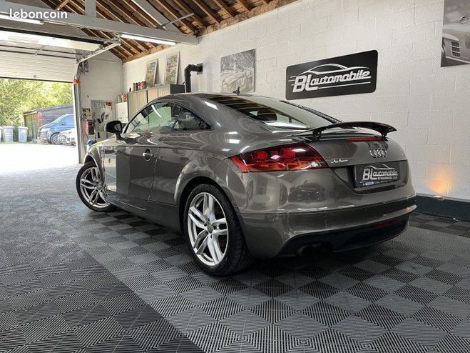Audi TT 1.8 TFSI 160CH Marron de 2011