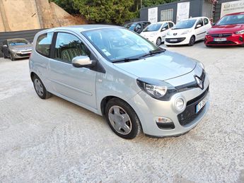  Voir détails -Renault Twingo II Zen à  Les Pennes-Mirabeau (13)