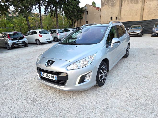 Peugeot 308 SW Business Pack 1.6 e-HDi 115 ch Gris de 2014