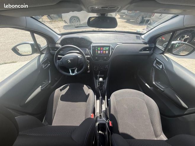 Peugeot 208 1.2 PTECH 82 ch SIGNATURE DISTRI ET EMBR Gris de 2018