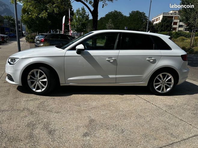 Audi A3 Sportback iii 1.4 tfsi cod 140 ambition  Blanc de 2013