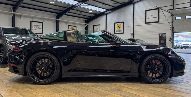 Porsche 911 992 TARGA 4 GTS Noir Mtallis de 2023