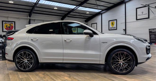 Porsche Cayenne Coup 3.0 E-HYBRID 462 / CHRONO / SIEGES Blanc Mtallis de 2020