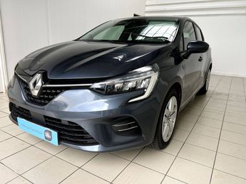  Voir détails -Renault Clio 1.6 E-Tech 140ch Business à Tonnay-Charente (17)