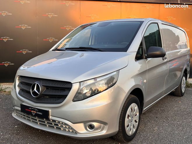 Mercedes Vito FOURGON 114CDI LONG PRO ATTELAGE Gris de 2016
