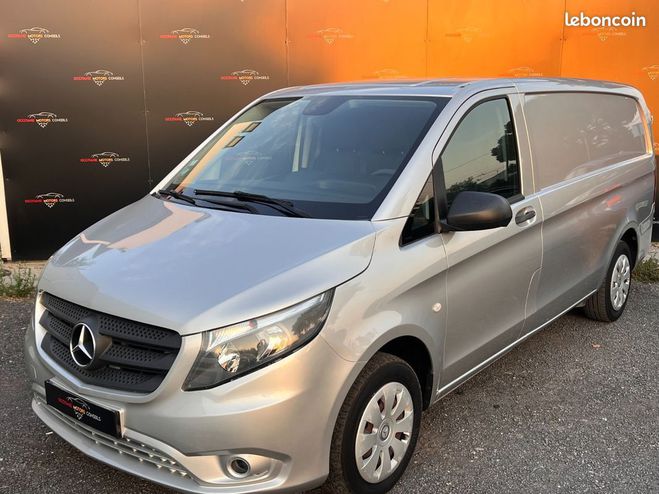Mercedes Vito FOURGON 114CDI LONG PRO ATTELAGE Gris de 2016