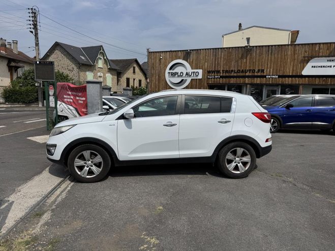 Kia Sportage 2.0 CRDI - 136 Active Clim   attelage    BLANC de 2013