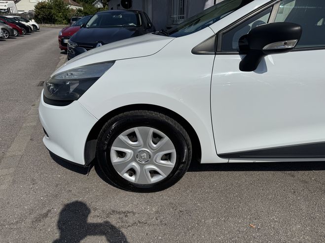 Renault Clio 1.5 DCI 75CH ENERGY AIR MEDIANAV EURO6 BLANC de 2016