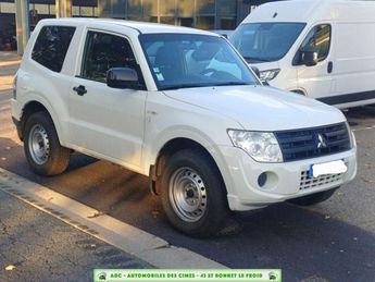  Voir détails -Mitsubishi Pajero 3.2 DID INVITE 200CH BV5 à Saint-Bonnet-le-Froid (43)