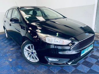  Voir détails -Ford Focus SW 1.5 TDCi 120 SS Business Nav PowerShi à Sannerville (14)
