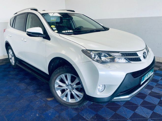 Toyota RAV 4 150 D-4D AWD Lounge Blanc de 2013