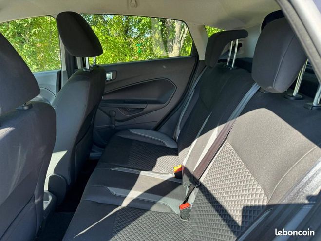 Ford Fiesta IV 1.0 EcoB 100ch Trend S&S 5p Rvis &  Gris de 2014