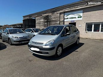  Voir détails -Citroen Xsara Picasso 2.0I 16V EXCLUSIVE BAA à Wittelsheim (68)