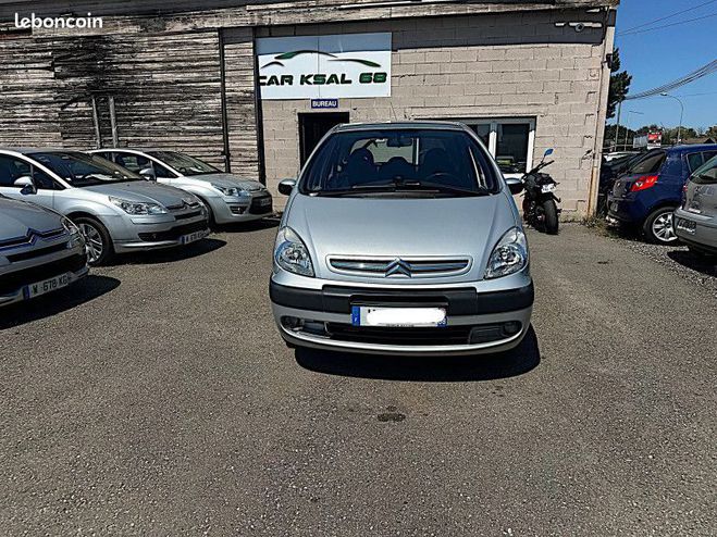 Citroen Xsara Picasso 2.0I 16V EXCLUSIVE BAA Gris de 2006