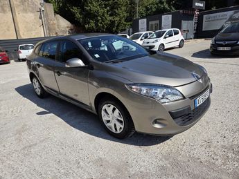  Voir détails -Renault Megane III ESTATE Authentique Pro 1.5 DCi à  Les Pennes-Mirabeau (13)