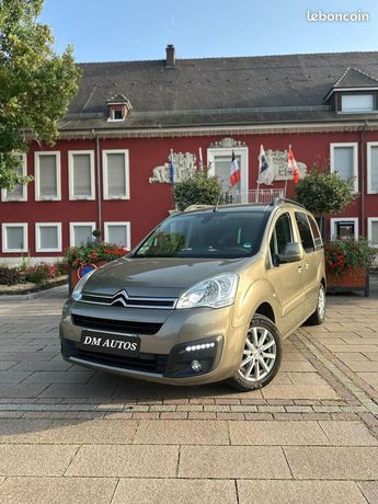  Voir détails -Citroen Berlingo 1.6 hdi combi shine 120ch gps à Wittelsheim (68)