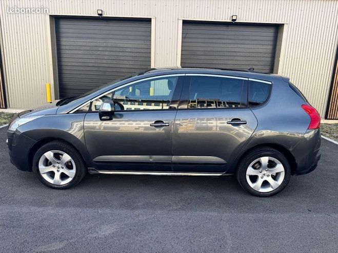 Peugeot 3008 1.6 HDI 115 ALLURE Gris de 2014