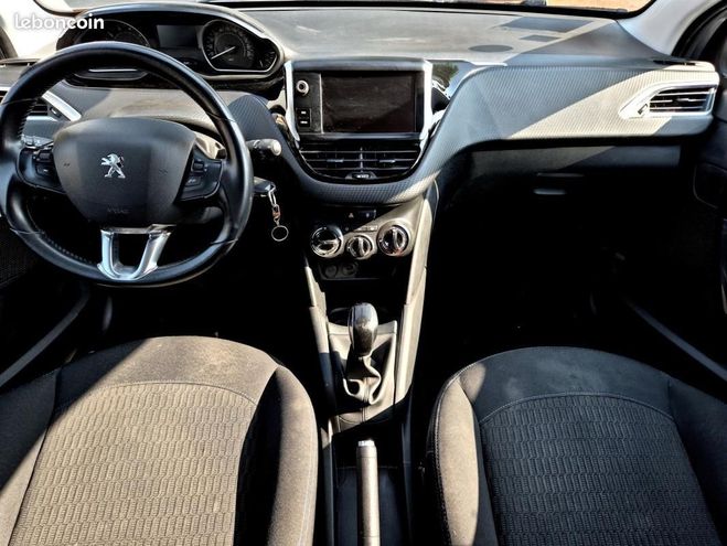 Peugeot 208 GENERATION-I 1.2 PURETECH 80 SIGNATURE C Gris de 2019