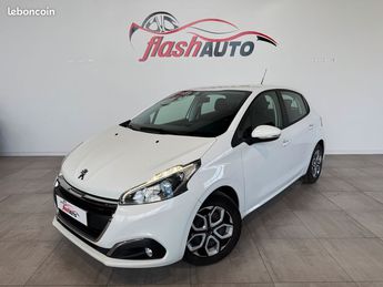  Voir détails -Peugeot 208 PHASE 2 1.6 Blue HDi 100cv-2017 à Gerzat (63)
