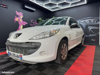  Voir détails -Peugeot 206 206  1.4i 75CV à  La Loubire (12)