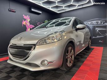  Voir détails -Peugeot 208 1.6 16v vti 120 allure à  La Loubire (12)